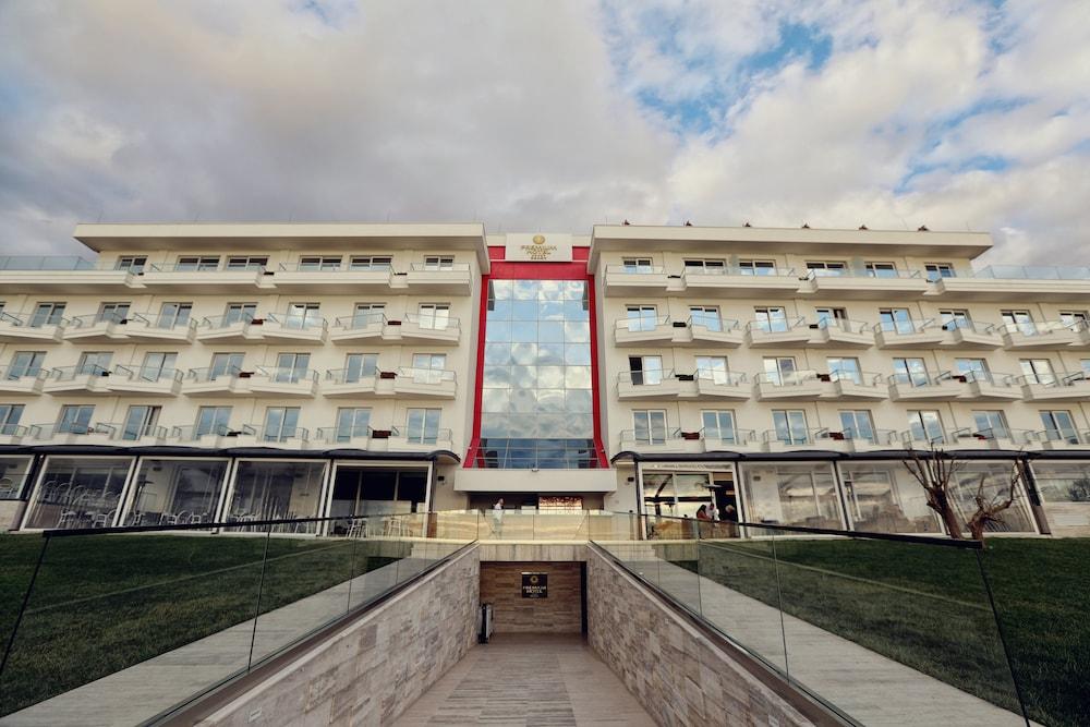Premium Beach Hotel Golem  Exterior photo