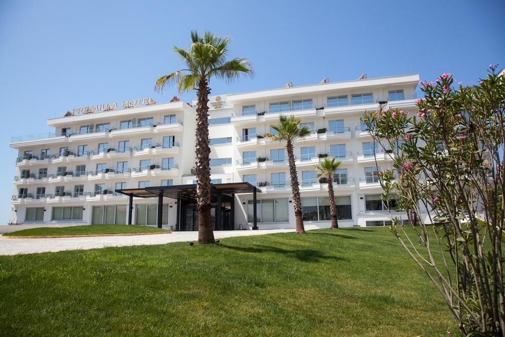 Premium Beach Hotel Golem  Exterior photo